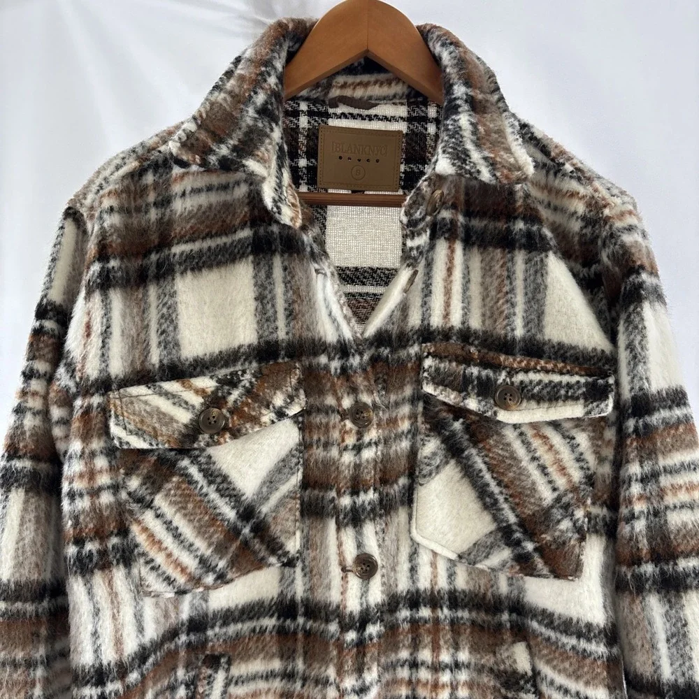 Blank NYC Womens Small Plaid Shacket Jacket Fuzzy Button Down‎ Brown White